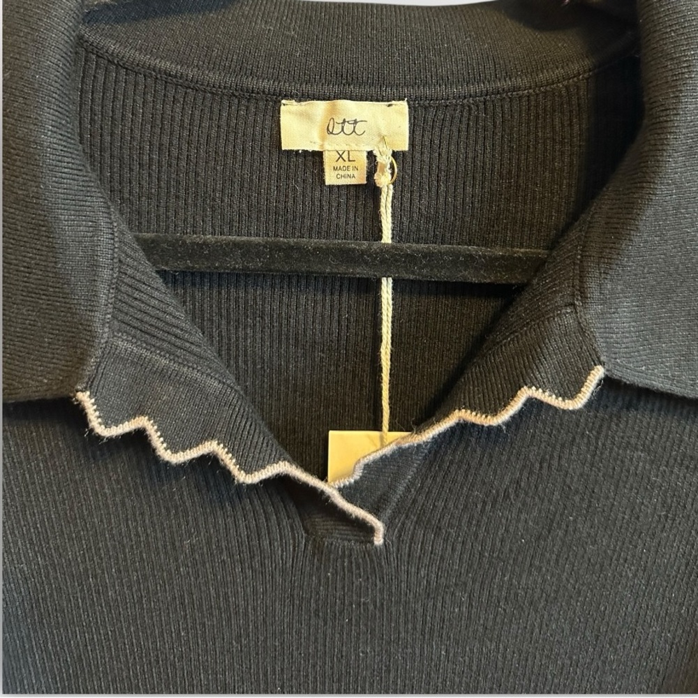 Ott Elegant Black V-Neck Sweater with Embroidered Edging NWT - Picture 3 of 4